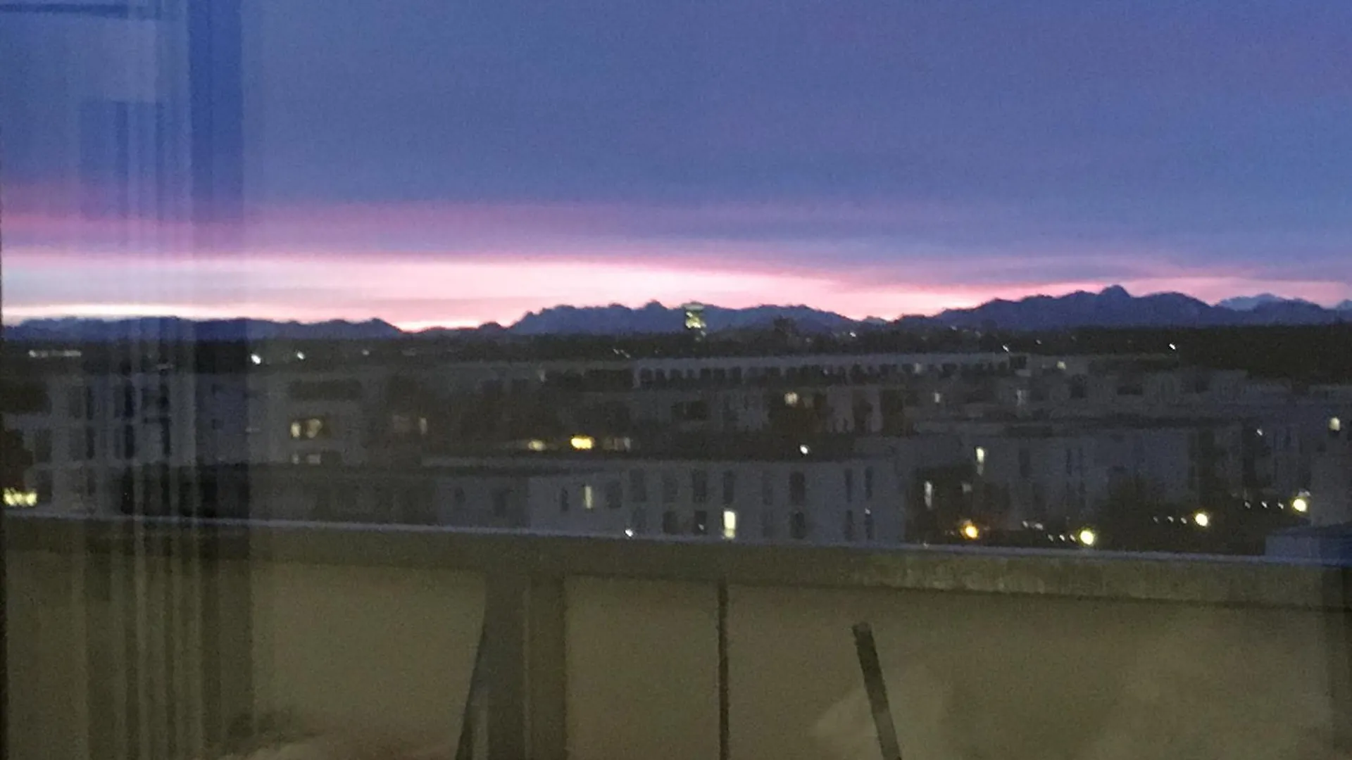 Apartment Mit Bergblick Munich